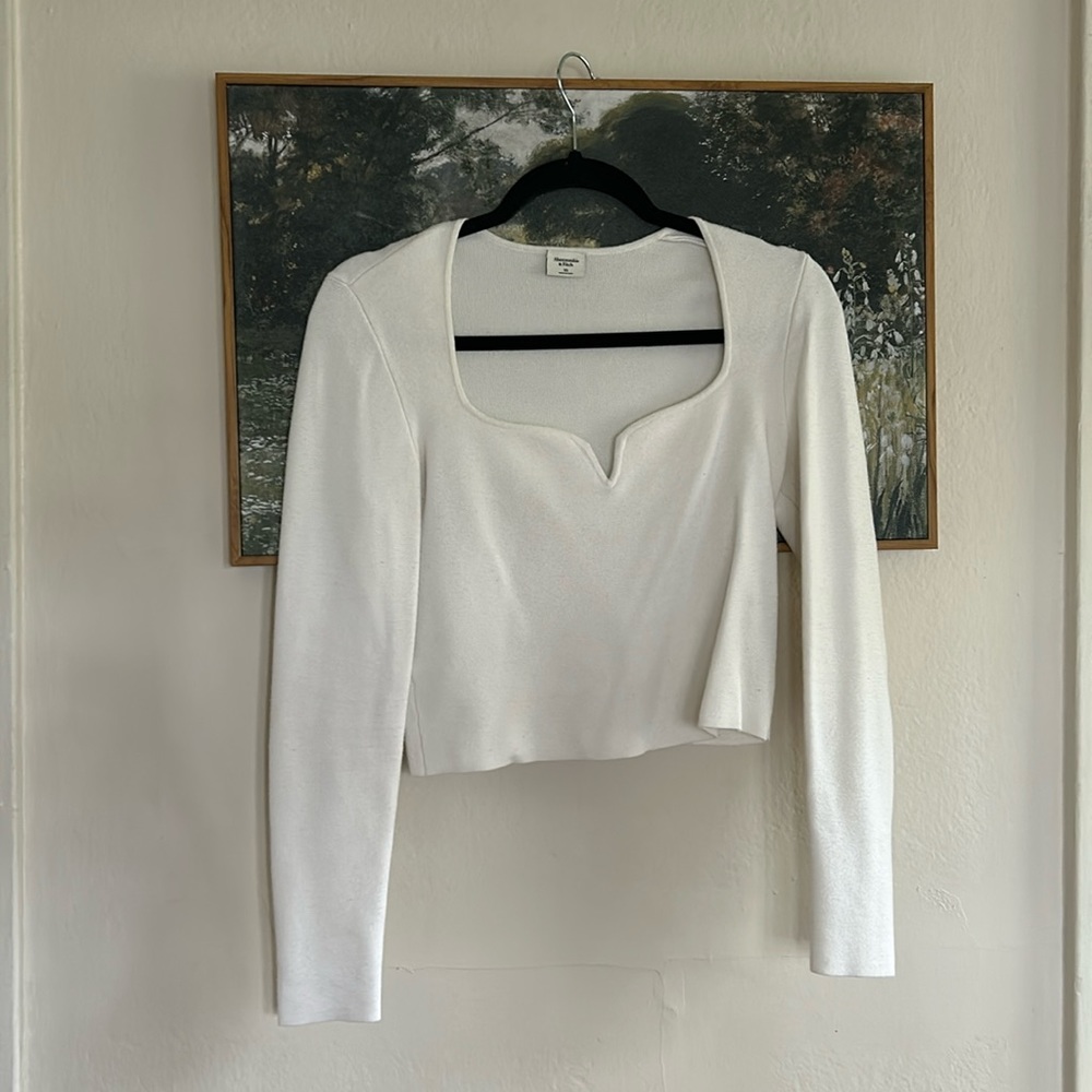 Abercrombie knit long sleeve